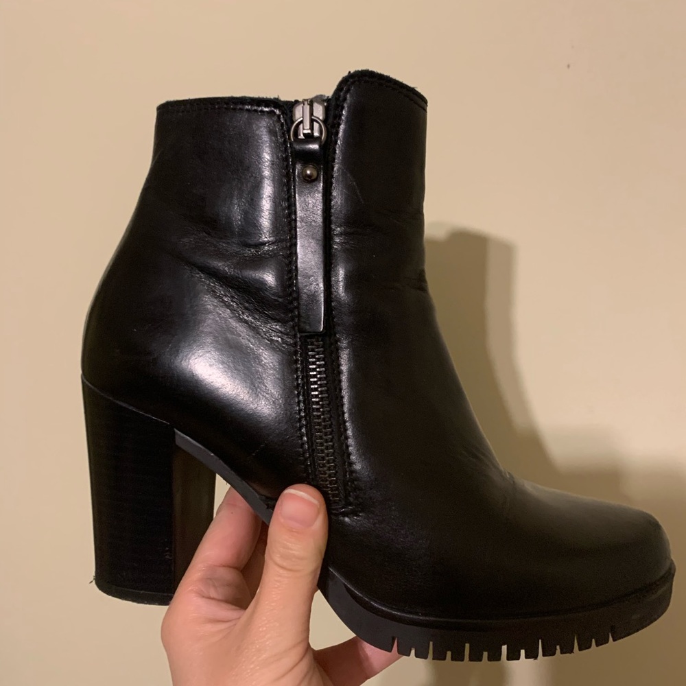 Leather boots